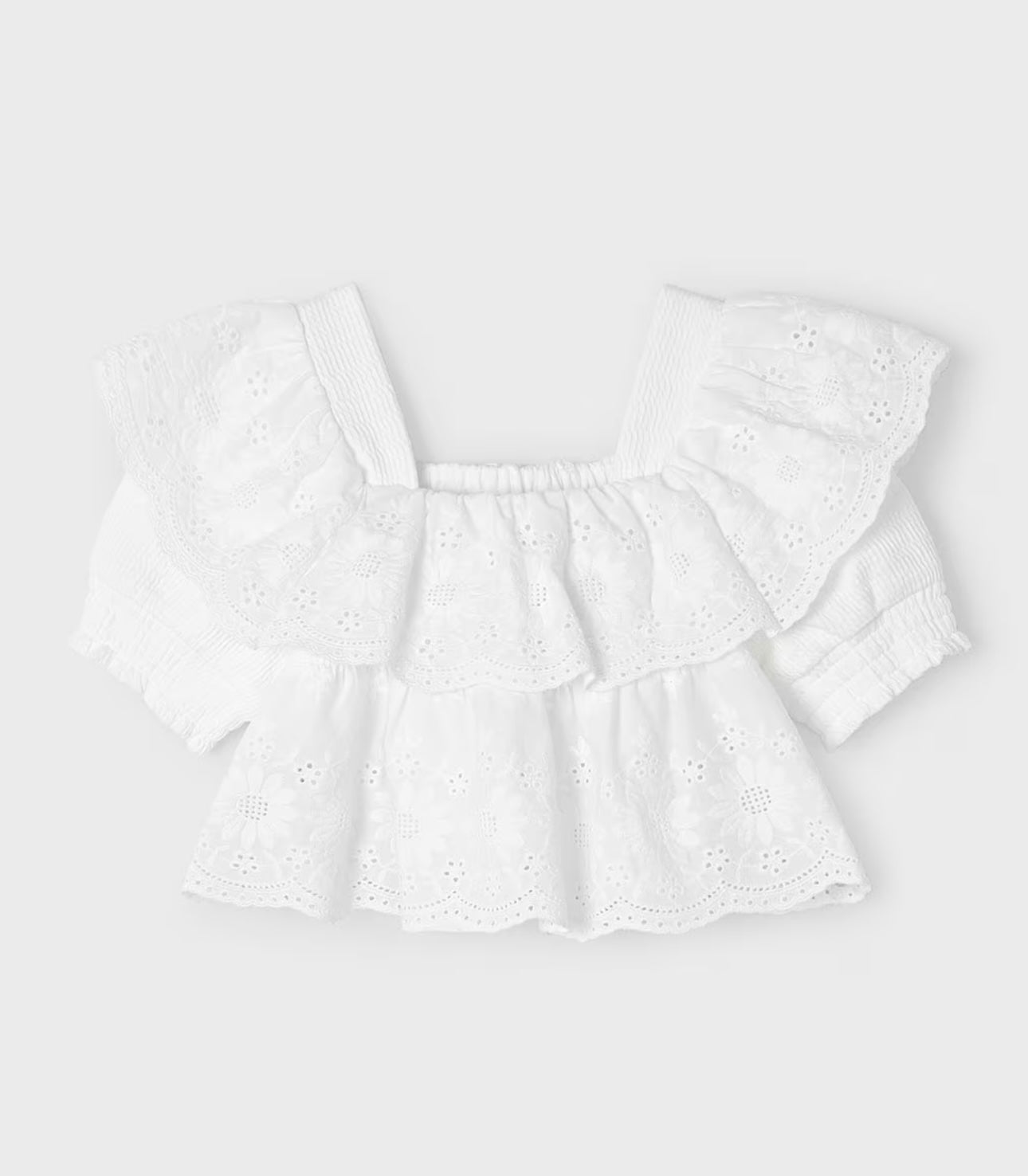 Blusa volante y bordados niña Mayoral